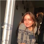 Étudiante en licence de Lettres modernes et théâtre en 2 ème année. Bac littéraire